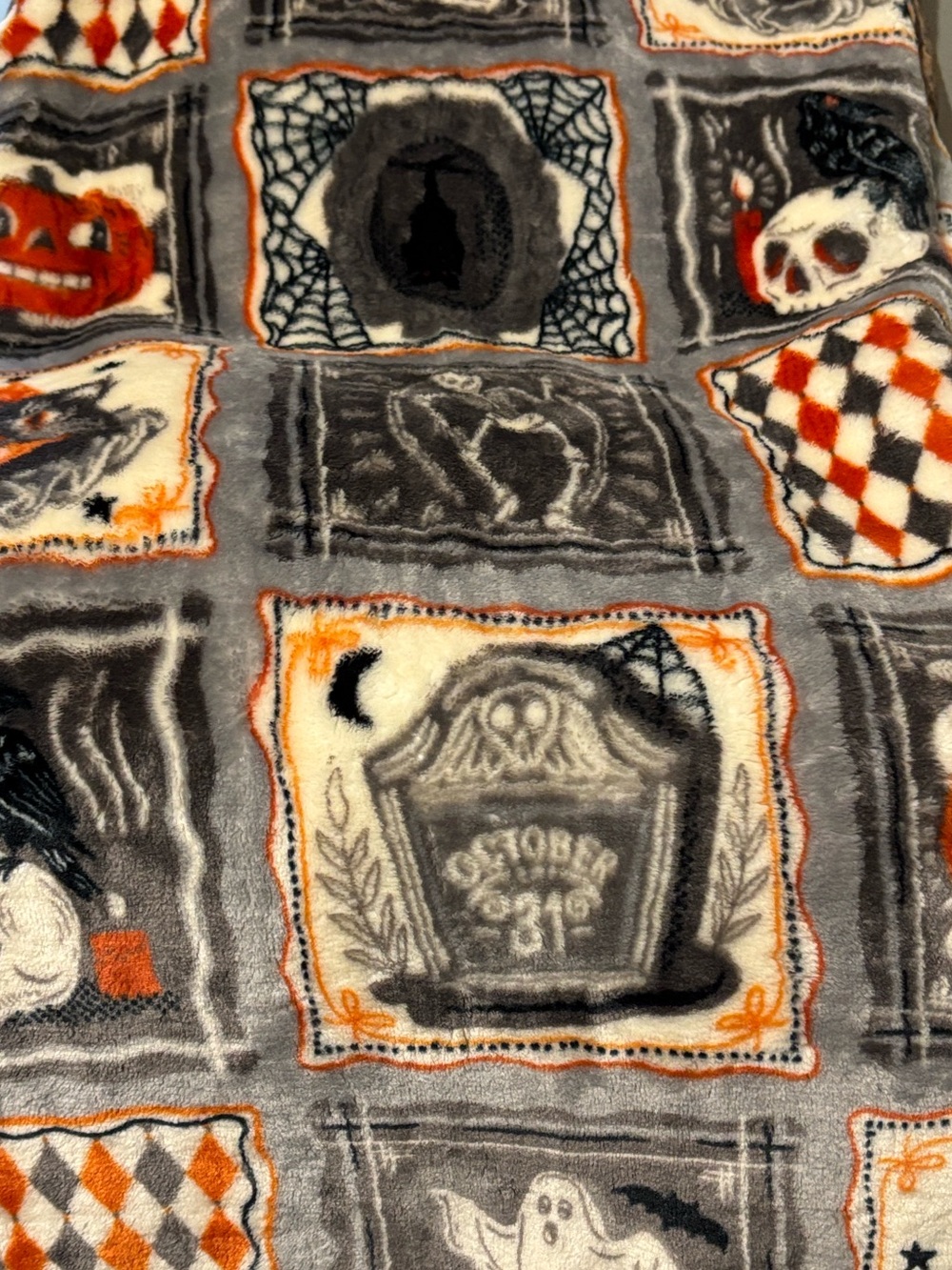 CURIOUS BY CYNTHIA ROWLEY 60x70 Vintage Inspired Retro Frights Throw NEW - Picture 9 of 10